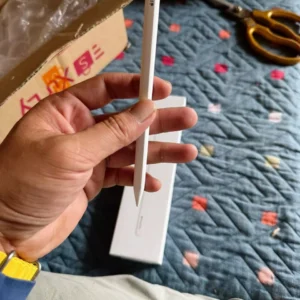 Bút cảm ứng Apple Pencil Pro (MX2D3ZP/A)