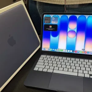Máy Tính Xách Tay Apple MacBook Neo, 256GB