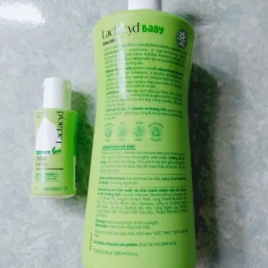 Sữa Tắm Gội Trẻ Em Lactacyd Baby Extra Milky Làm Sạch Dịu Nhẹ và Dưỡng Ẩm Vượt Trội Size Jumbo 800ml