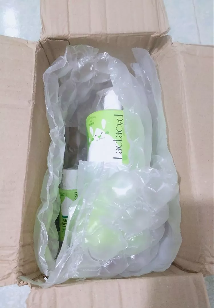 Sữa Tắm Gội Trẻ Em Lactacyd Baby Extra Milky Làm Sạch Dịu Nhẹ và Dưỡng Ẩm Vượt Trội Size Jumbo 800ml