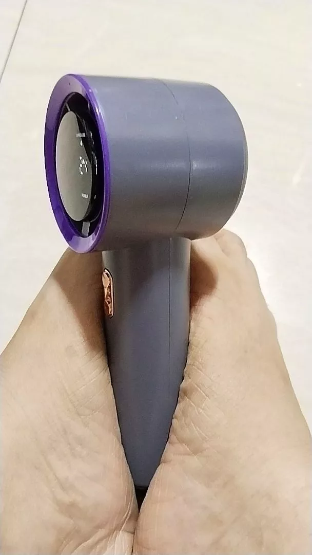 Quạt mini cầm tay 4000 mAh di động có thể sạc gió mạnh 199 tốc độ turbo phản lực