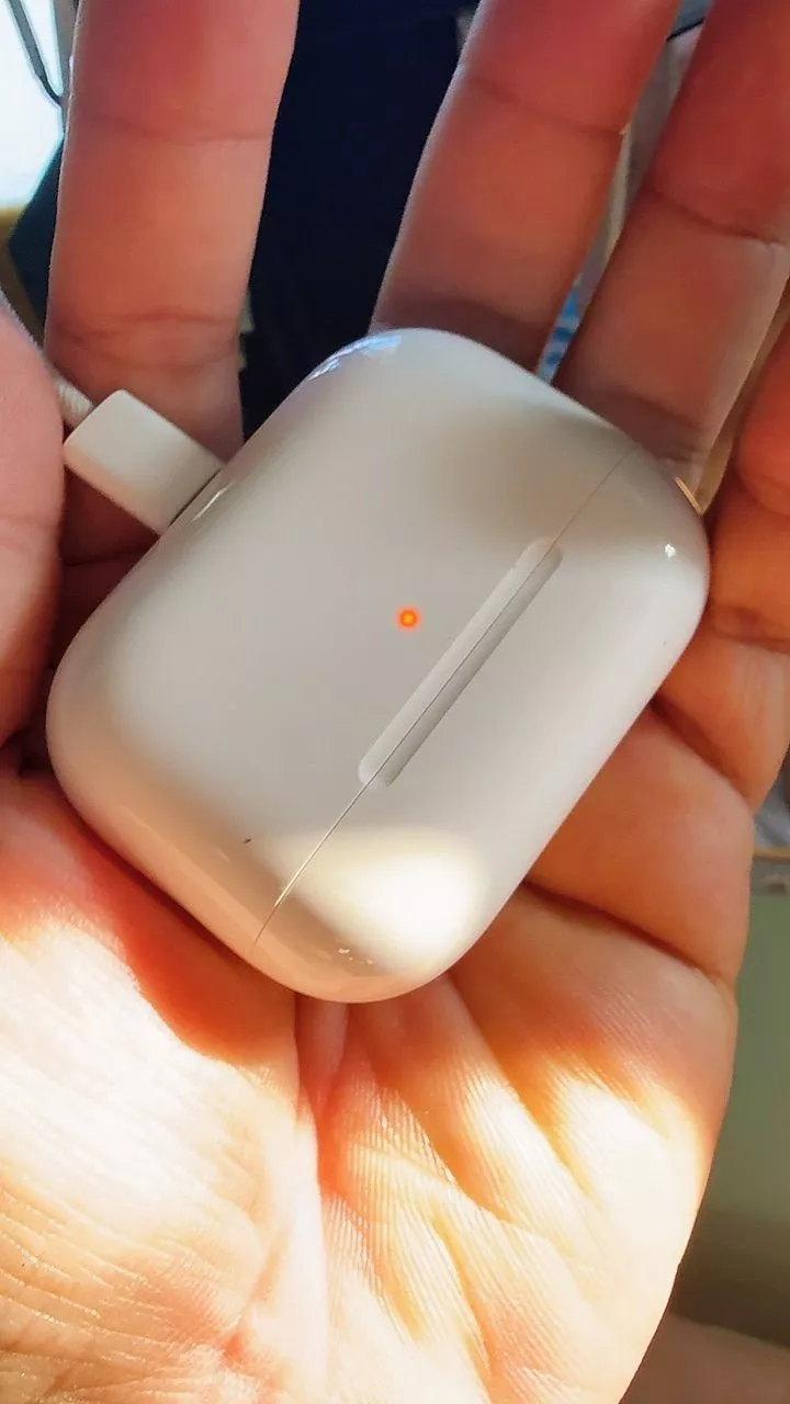 Tai nghe Apple AirPods Pro 3