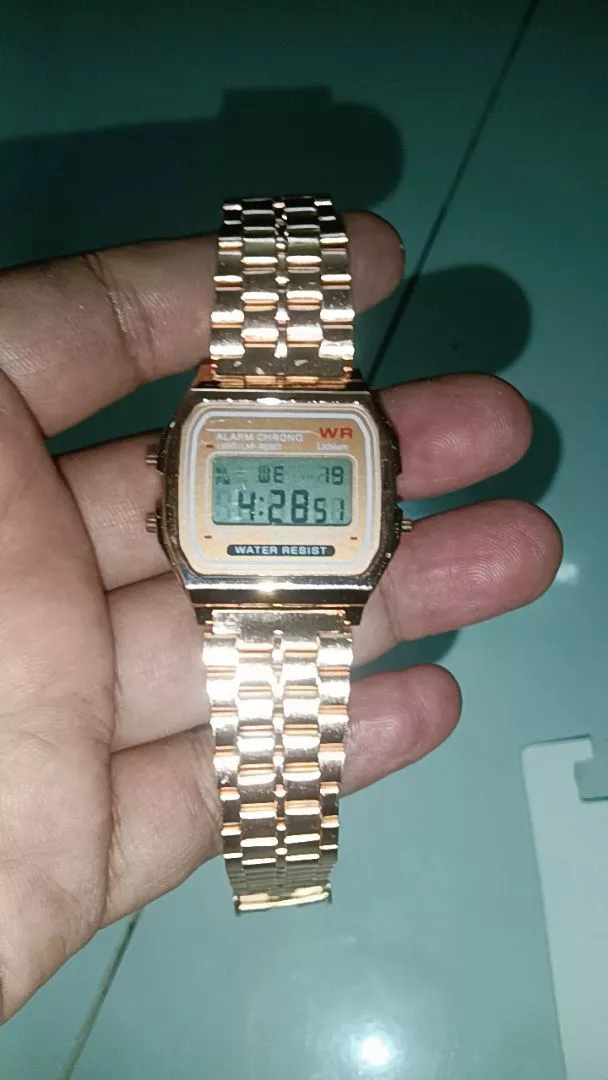 Đồng hồ nam nữ sinh viên LED Đồng hồ điện tử Dây thép phong cách Harajuku Đồng hồ LED đa chức năng thời trang