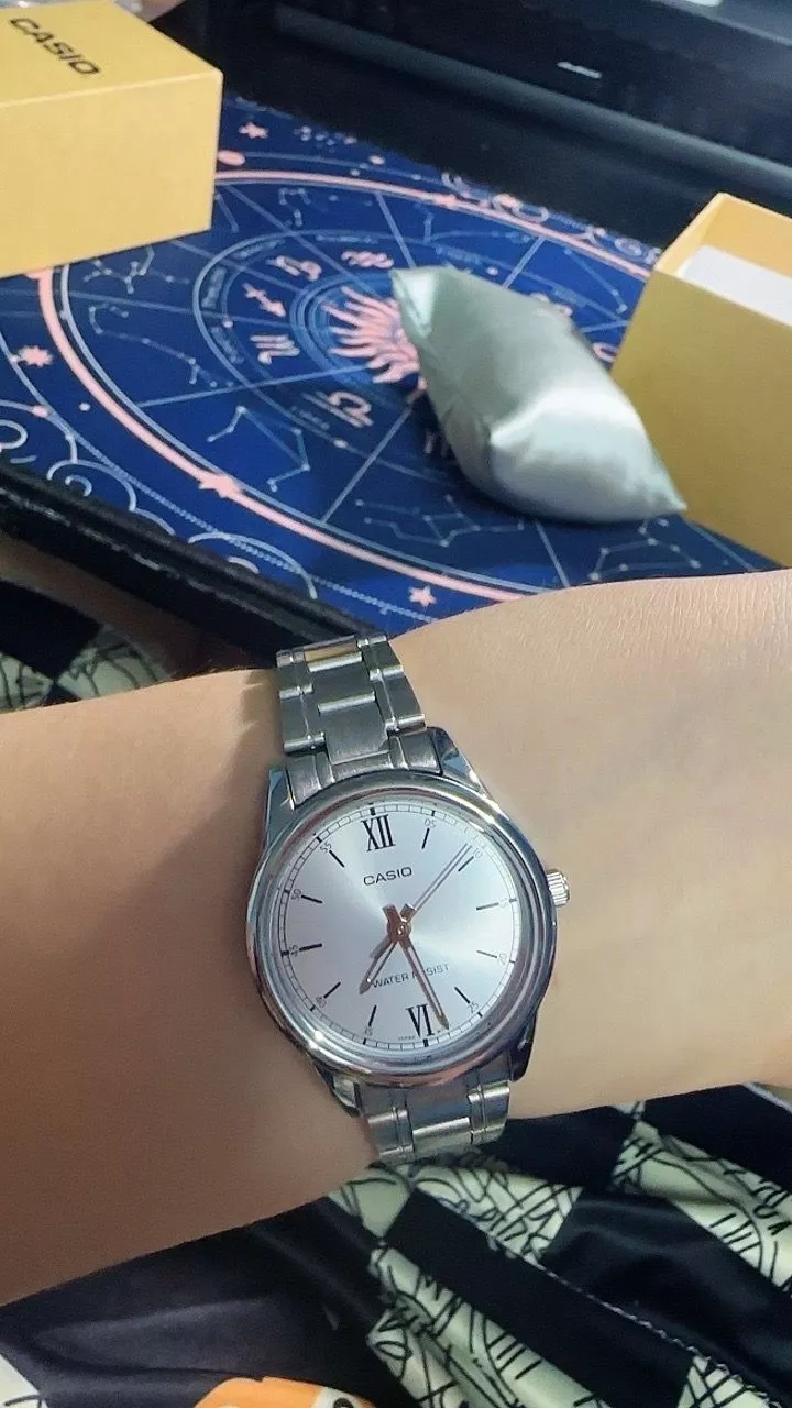 Đồng hồ nữ dây kim loại Casio Anh Khuê LTP-V005D-2B3UDF