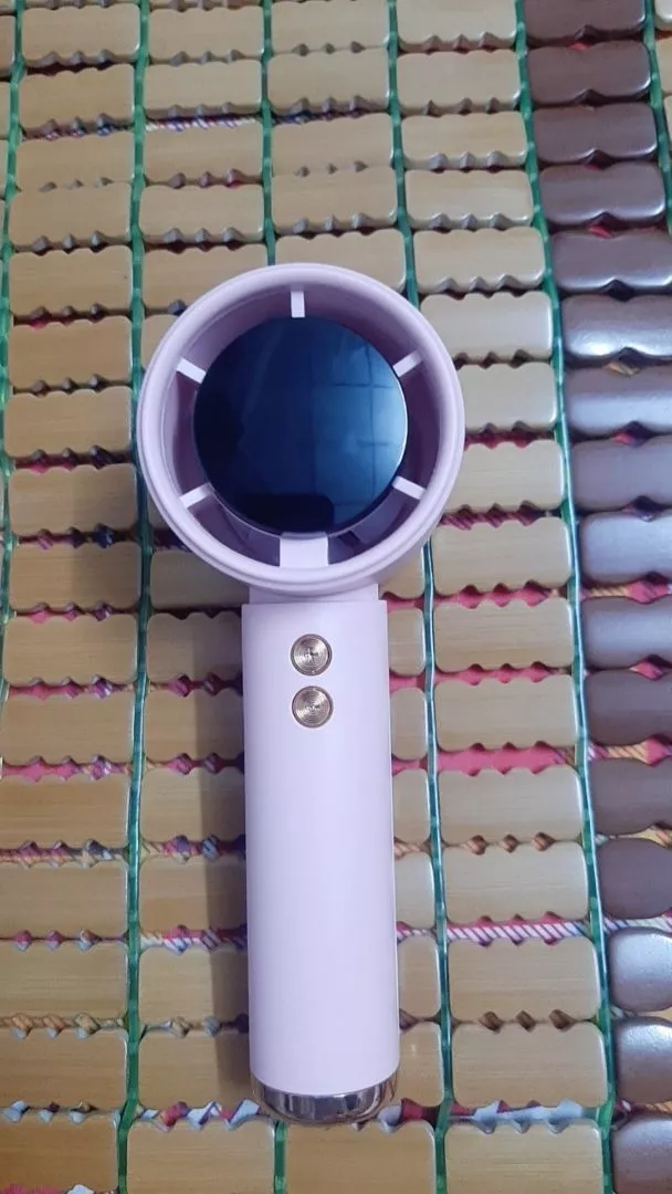 Quạt Cầm Tay Mini Sạc Pin, Cấp Độ Gió Mạnh Dung Lượng Pin 5000mAh Màn Hình Led Hiển Thị