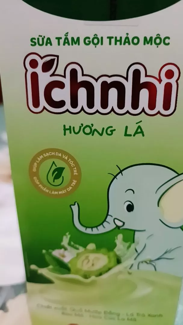 Sữa tắm gội thảo mộc Ích Nhi hương lá, chai 200ml, giúp làm sạch da và tóc trẻ