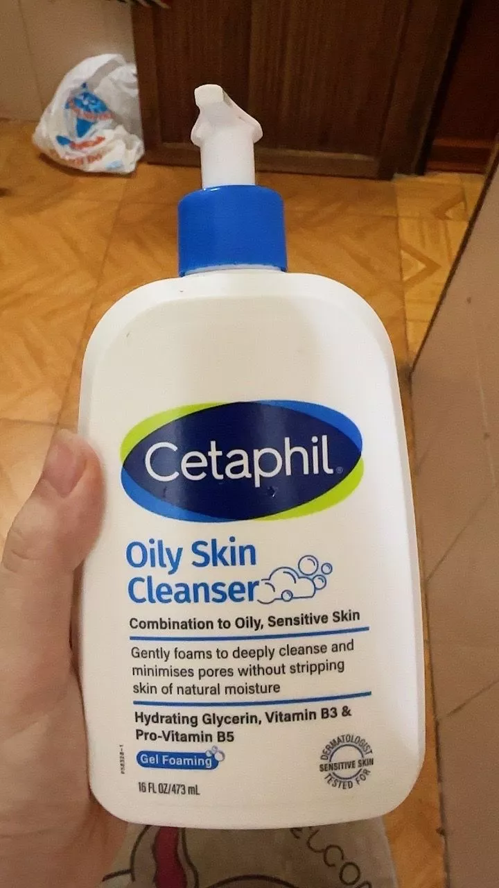 Sữa rửa mặt dịu lành cho da dầu nhạy cảm CETAPHIL OILY SKIN CLEANSER 473ML