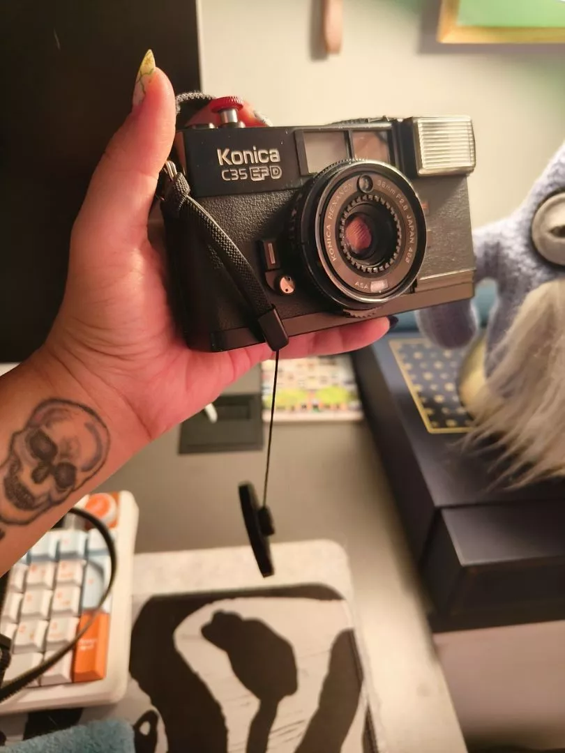 Dây chống rơi nắp lens
