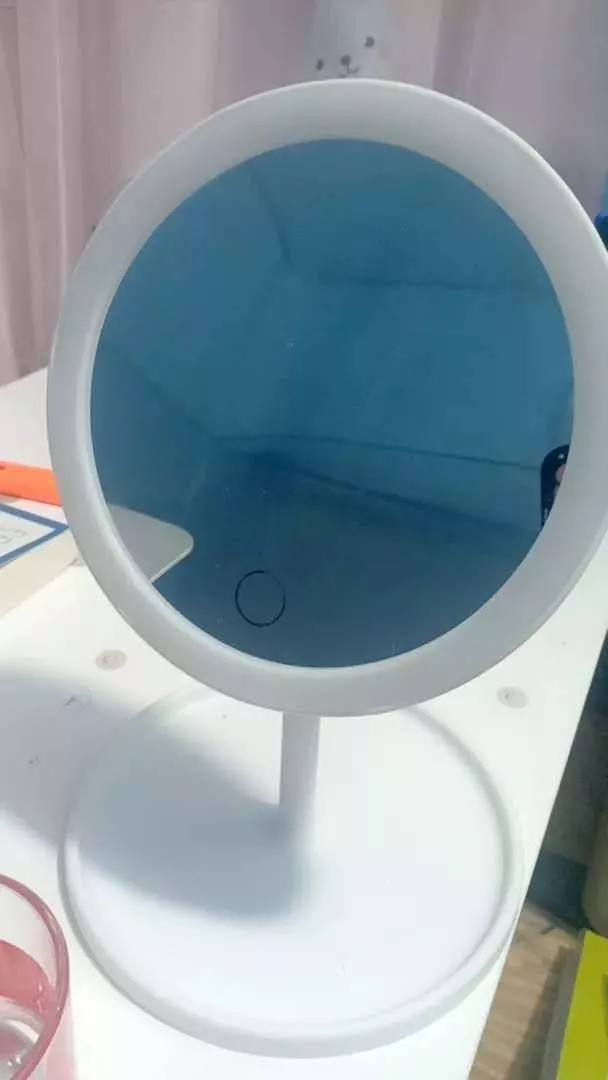 Gương Trang Điểm Để Bàn - Đèn Led Kèm Sạc