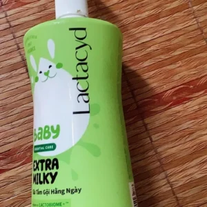 Sữa Tắm Gội Trẻ Em Lactacyd Baby Extra Milky Làm Sạch Dịu Nhẹ và Dưỡng Ẩm Vượt Trội Size Jumbo 800ml