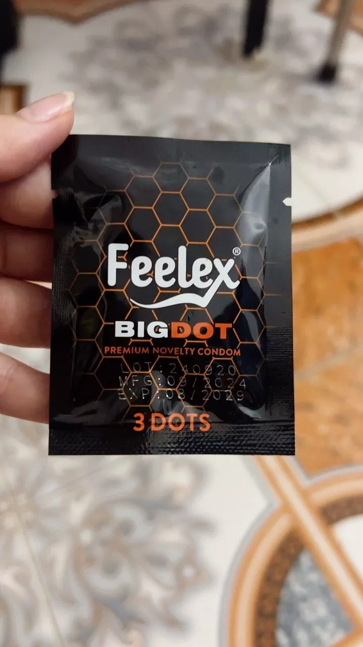 Bao cao su Feelex Bigdot Gân Gai nhiều gel bôi trơn