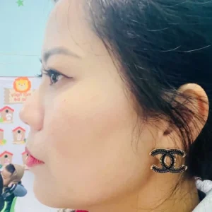 Lông mi giả Lookme Star sẵn keo, dễ sử dụng