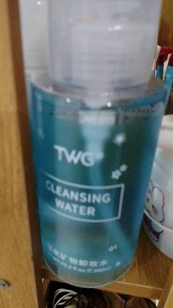 Nước tẩy trang TWG, làm sạch sâu da mặt, 300ml dạng vòi nhấn, phù hợp với hầu hết các loại da.