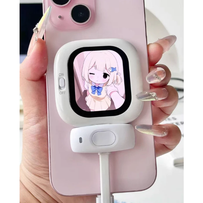 Camera Selfie CYNOVA: Màn Hình Phụ Biến iPhone Thành Máy Quay 4K Chuyên Nghiệp
